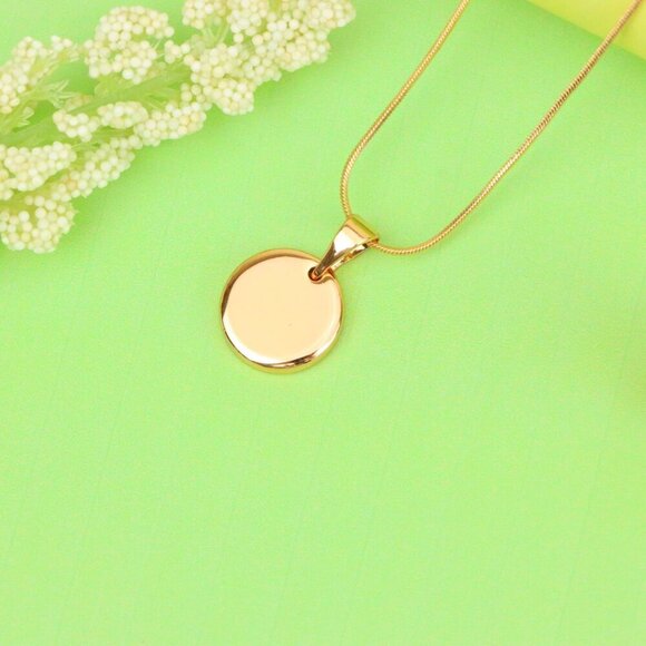 "Minimalist Round Rose Gold Pendant for Everyday Layering Style, XPPT1536 - Picture 13 of 13